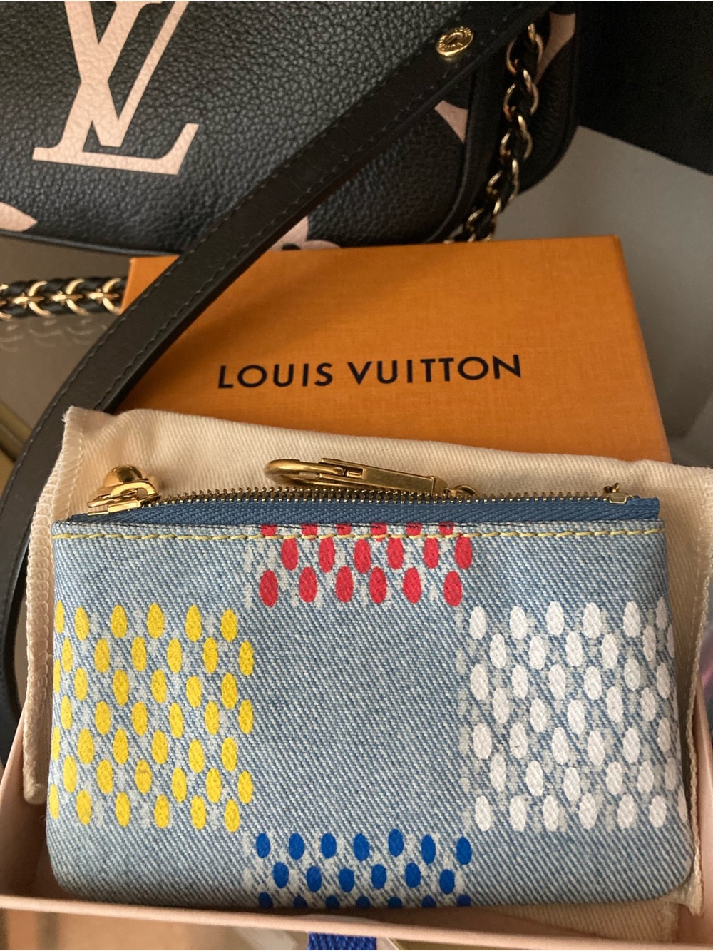 Limited edition RETAIL 650 Louis Vuitton Denim Key Pouch Multicolor Embroidery - Picture 9 of 16